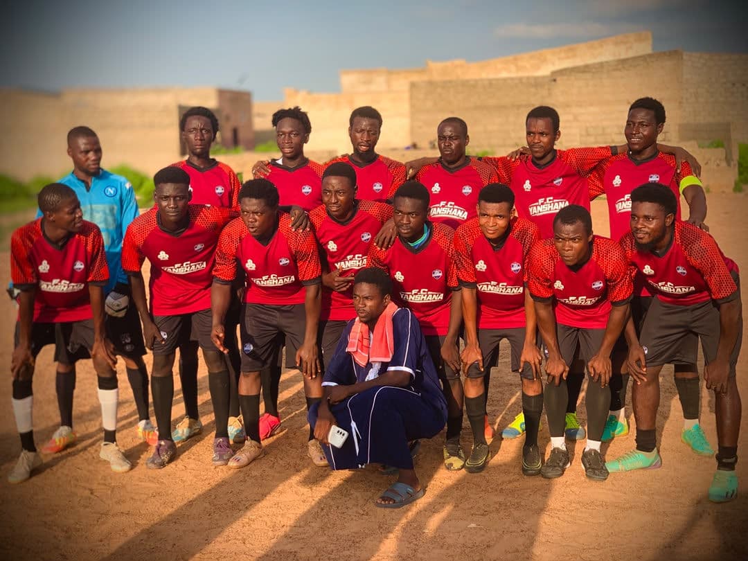 F. C YANSHANA