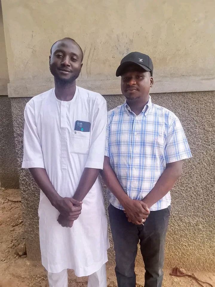 Masha Allah 
Yaro da ogan sa